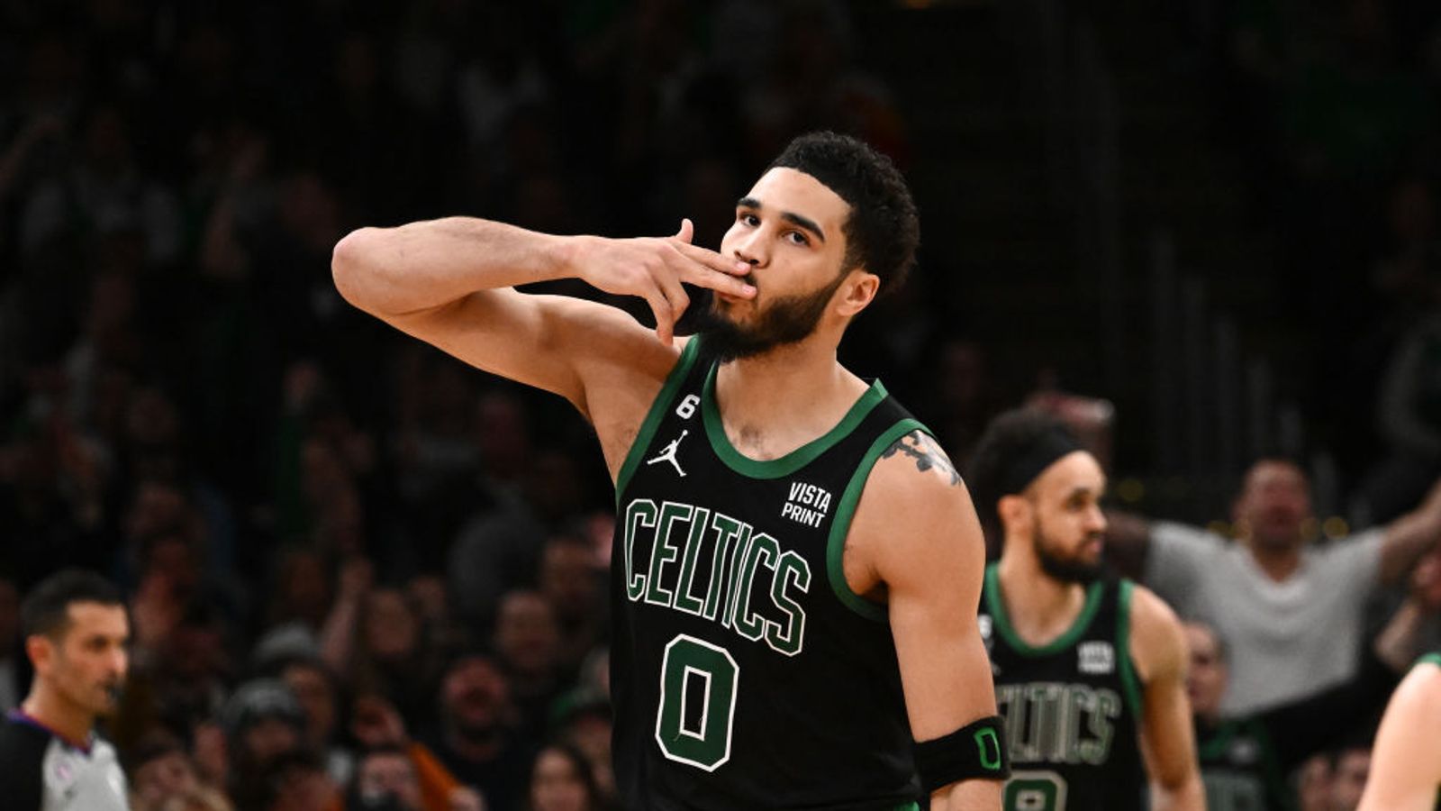 BSJ Game Report: Celtics 127, Hornets 116 - Hot start, cold finish 
